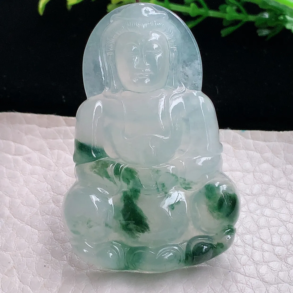 zzx自然光56*37*6天然缅甸翡翠a 货冰飘花正庄观音 玉观音玉吊坠 玉挂件