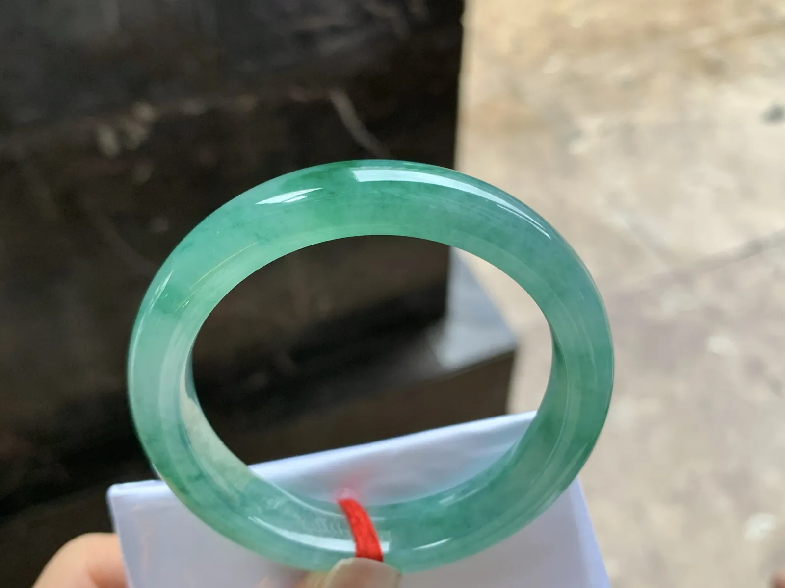 51-11.3-7.8

冰油绿手镯^_^鲜艳 油润