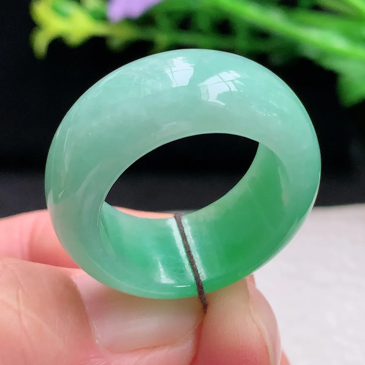 zzx自然光22.8*12*5轮胎指环 天然缅甸翡翠a 货22.8mm内径半山水招财扳指
