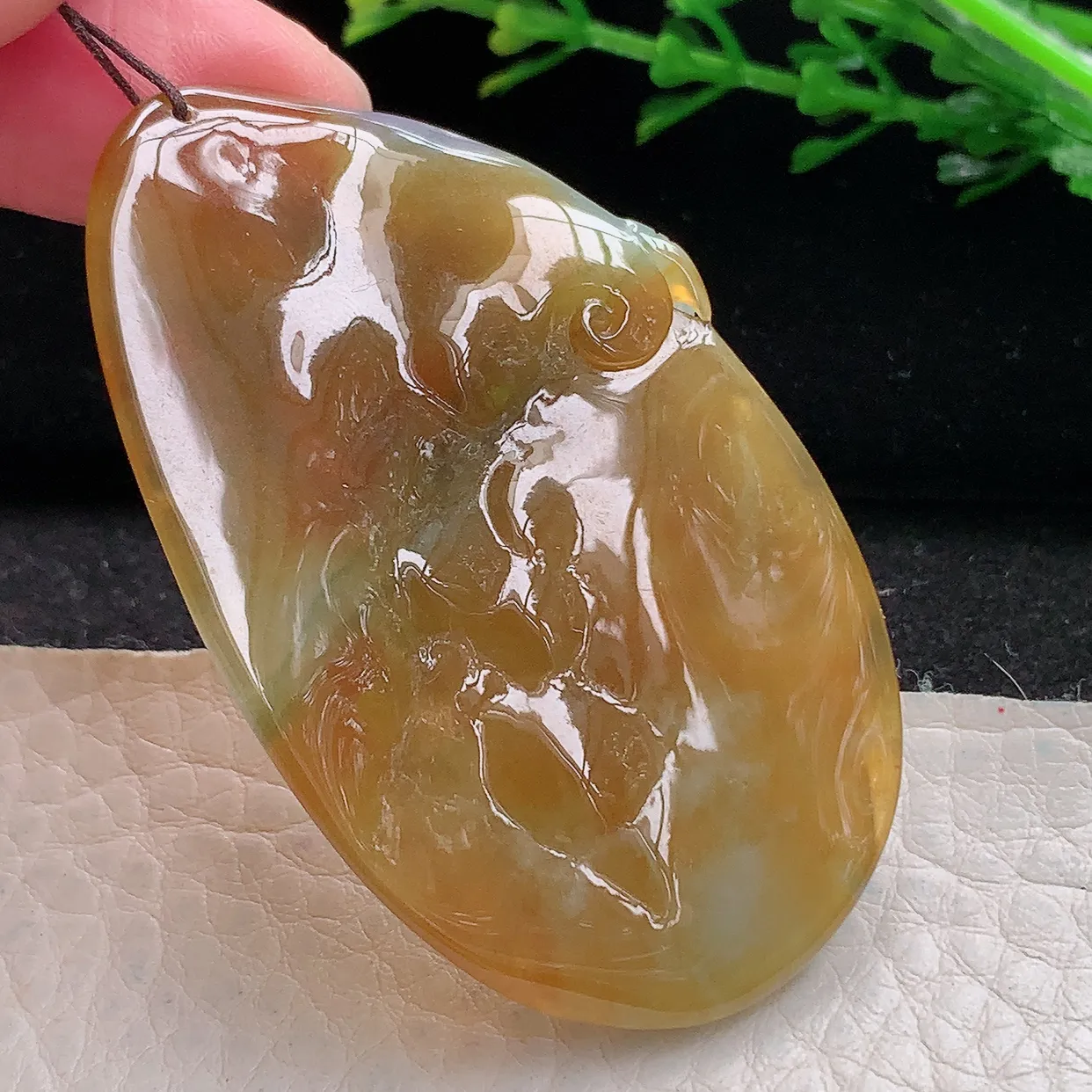 lz自然光57.5*34*9.2天然缅甸翡翠冰双彩龙牌 生意兴隆玉吊坠 玉挂件