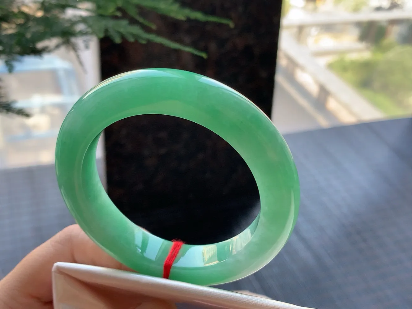 正圈满绿 微纹 尺寸:54.5/12.1/10.3 满色