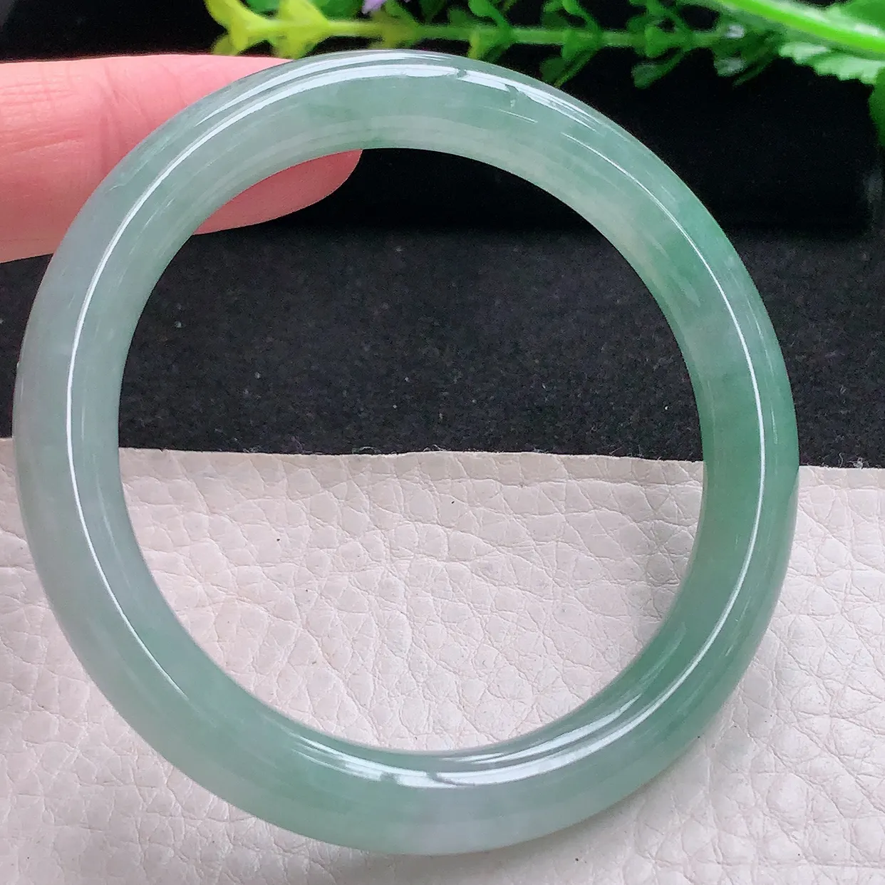 n小圈口52.5*8.3*8叮当镯 天然缅甸翡翠a 货清爽冰胶圆条玉镯子 玉手环