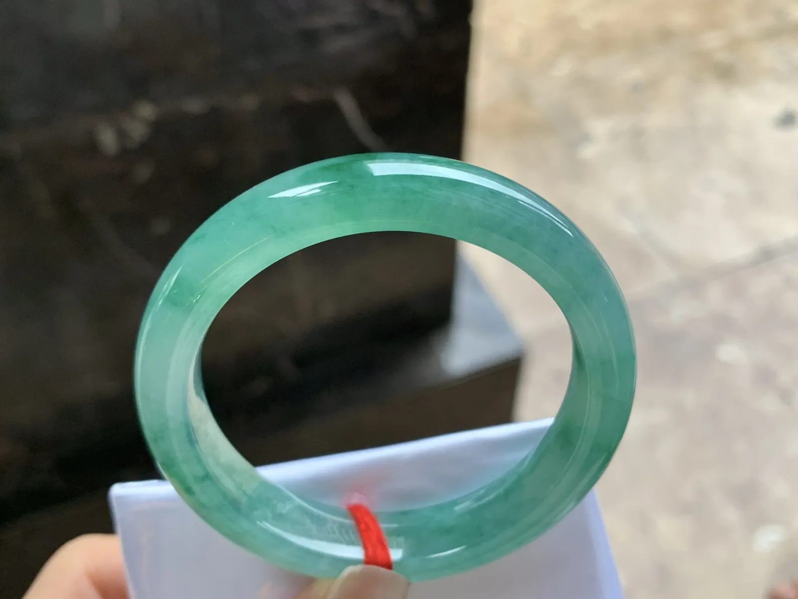 51-11.3-7.8

冰油绿手镯^_^鲜艳 油润