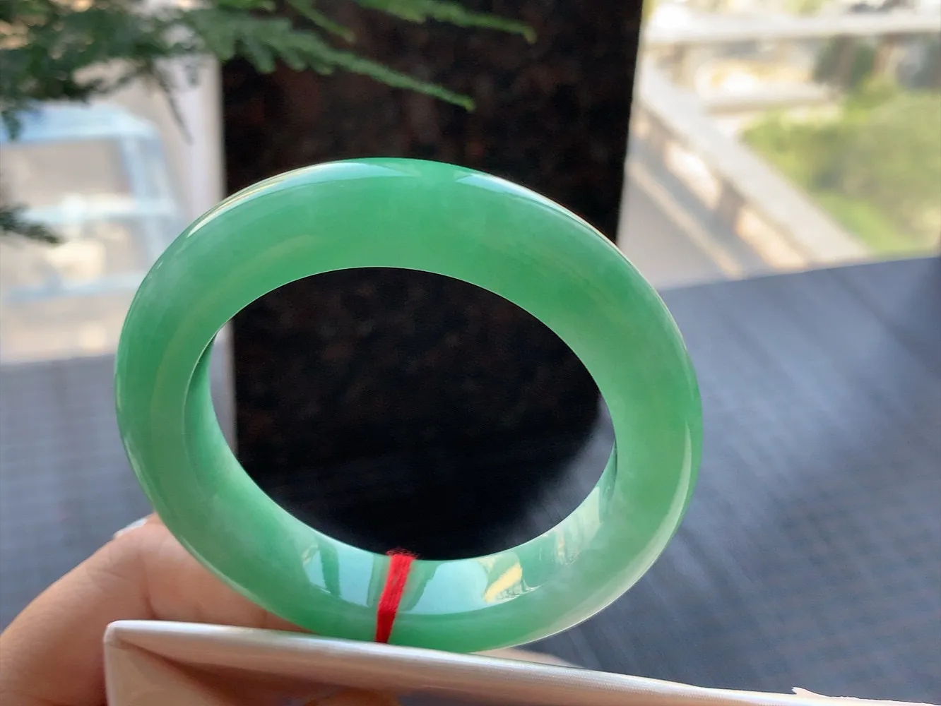 正圈满绿 微纹 尺寸:54.5/12.1/10.3 满色