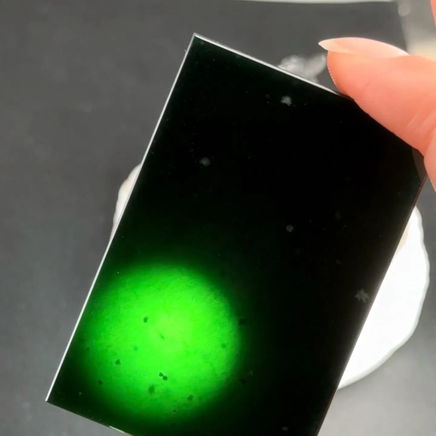 精品墨翠雪花棉无事牌 种好色正 黑度极好 打灯通透 油性十足  尺寸60