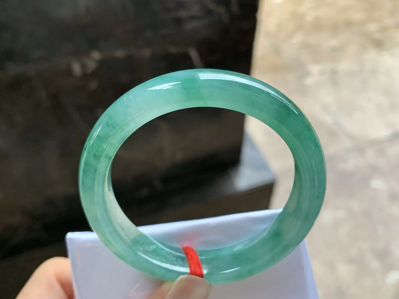 51-11.3-7.8

冰油绿手镯^_^鲜艳 油润