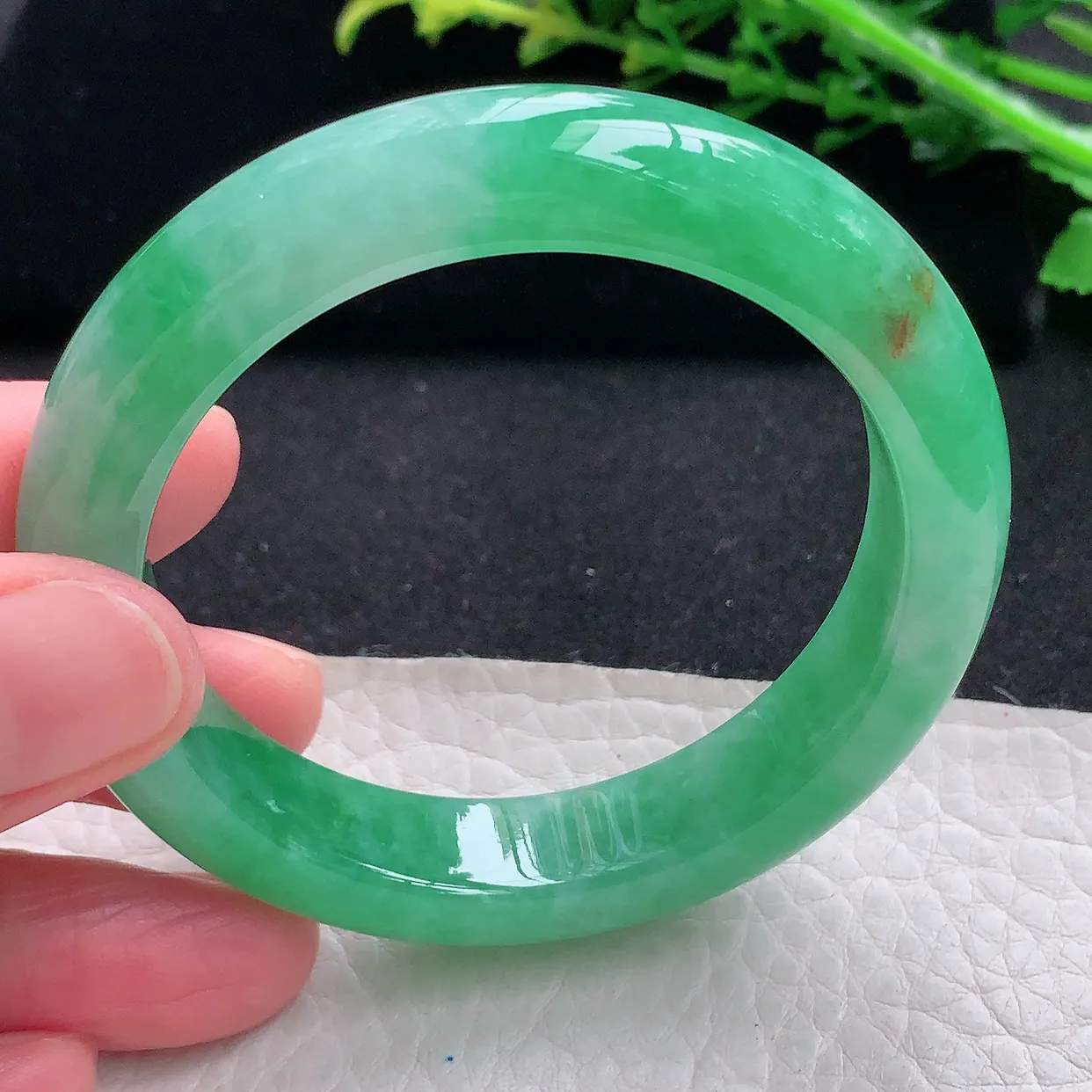 Nc小圈口51*11.5*8.3平安镯 天然缅甸翡翠a 货满绿宽边玉镯子