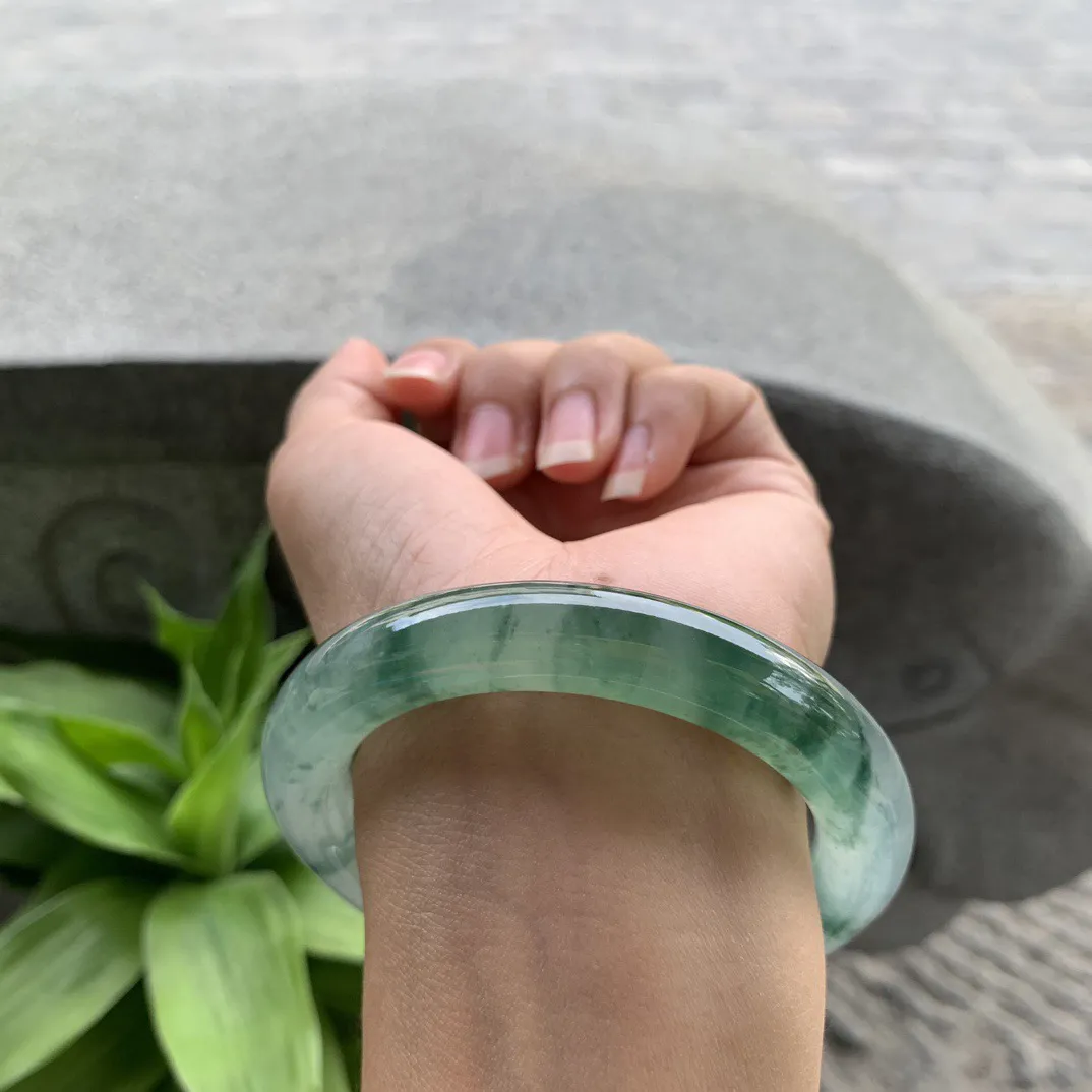 圈口 57.2-11.3【高冰飘花圆条手镯】圆条57 58可戴