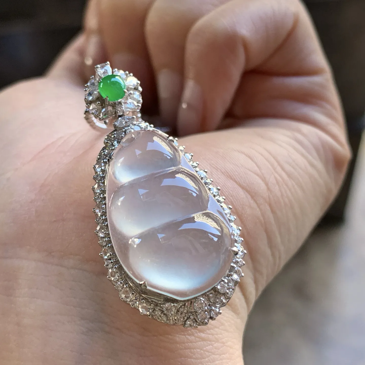 金钻镶嵌冰豆子^_^荧光十足