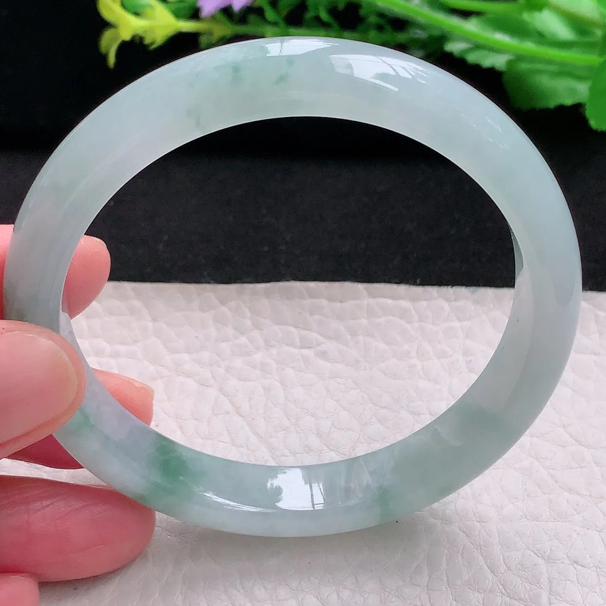 n大圈口60*11*7.5平安镯 天然缅甸翡翠a 货冰飘花宽边玉镯子 玉手环