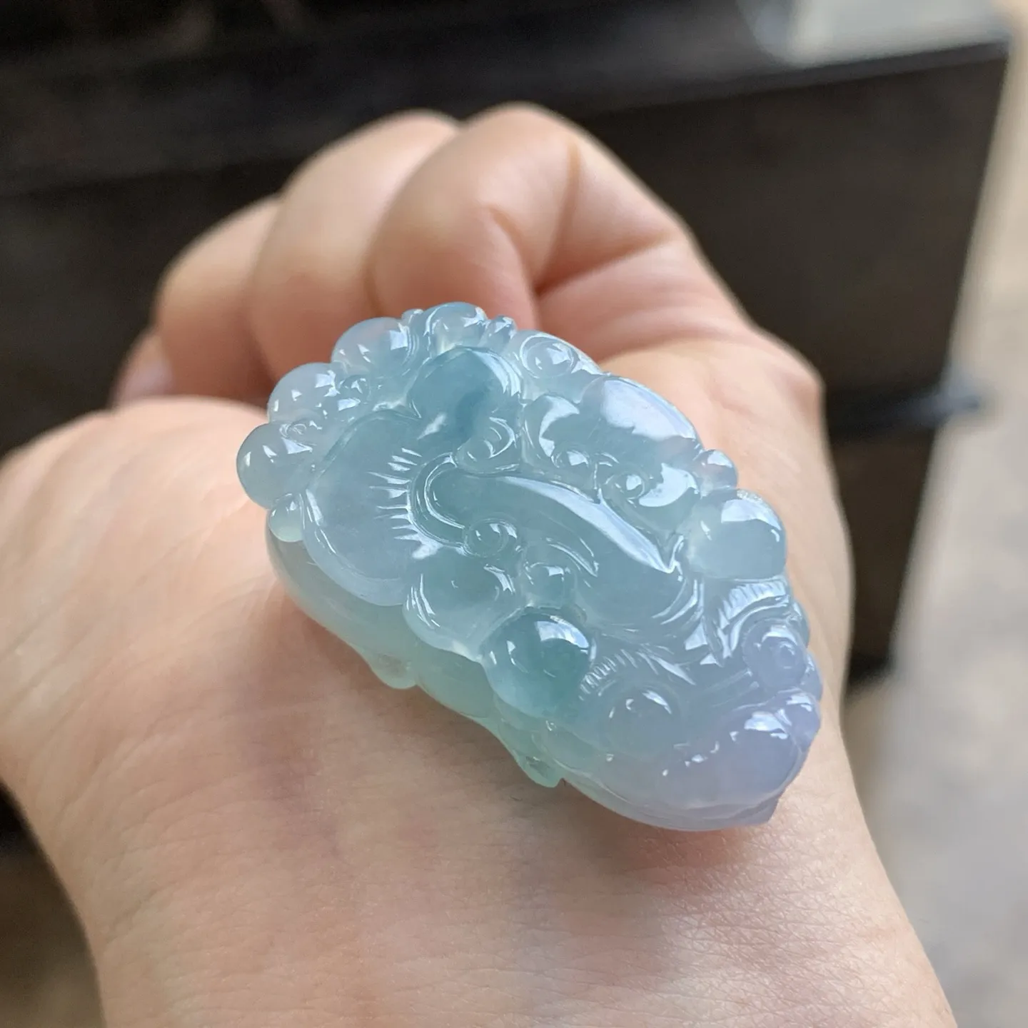 蓝花貔貅^_^鲜艳 玉质温润