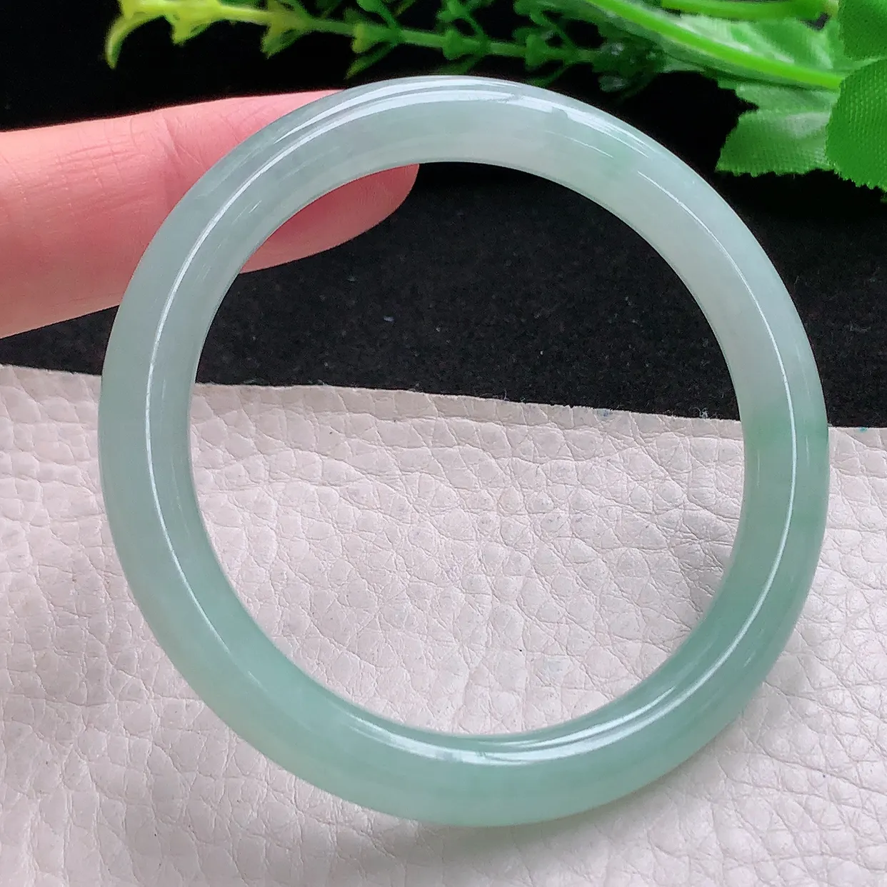 yh小圈口51.5*7.5*8美人镯 天然缅甸翡翠冰绿圆条玉镯子 叮当镯