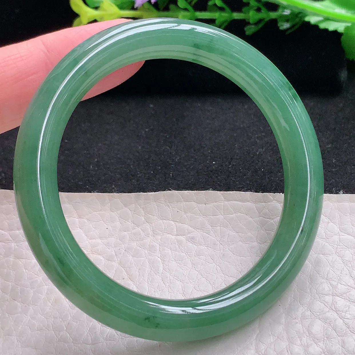 n小圈口52*8.8*8.5叮当镯 天然缅甸翡翠a 货冰胶满绿圆条玉镯子 玉手环