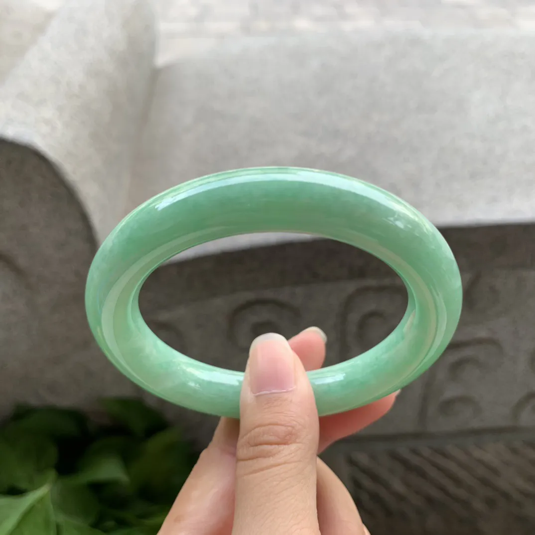 圈口 56.8-11.4【满绿圆条手镯】圆条56 57可戴