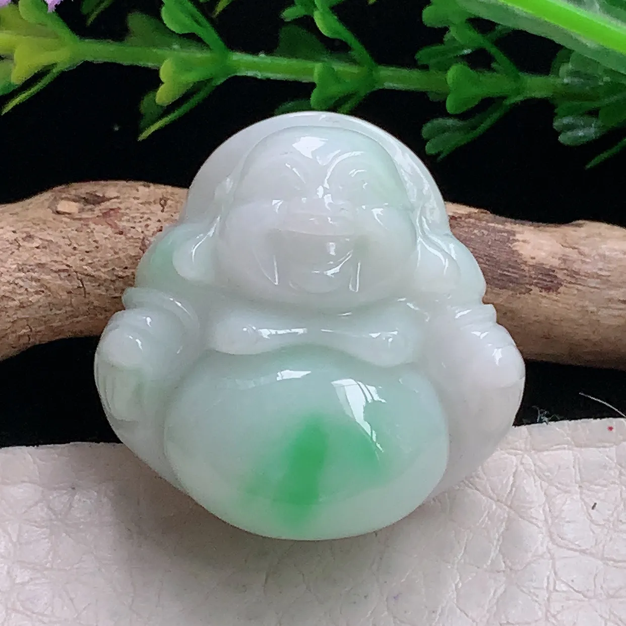 zen自然光27.5*28*12.2天然缅甸翡翠飘绿佛公 开心佛玉吊坠