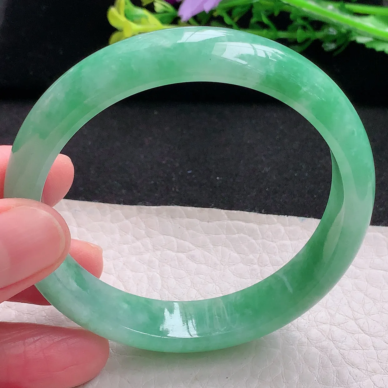 xh自然光57.5*12.8*7平安镯 天然缅甸翡翠冰胶满绿宽边玉镯子