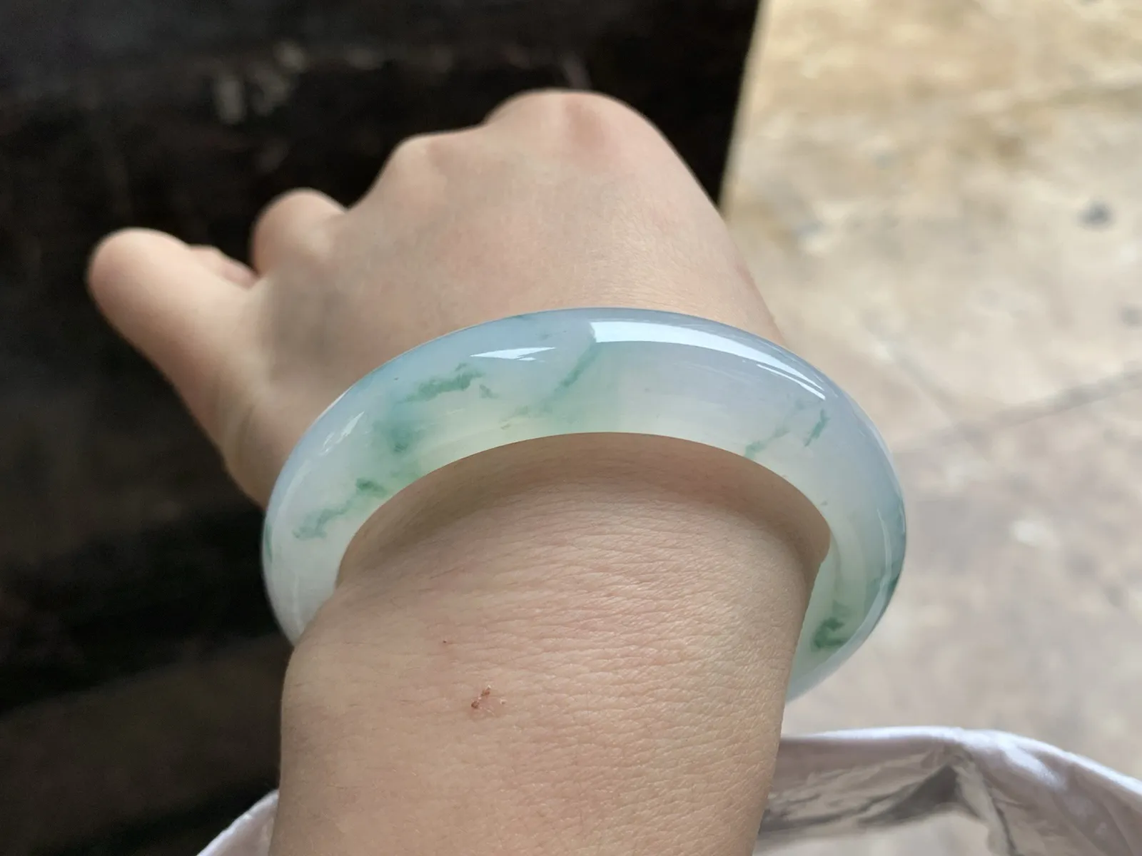 53-13-8.2

蓝花手镯^_^种水足 清新