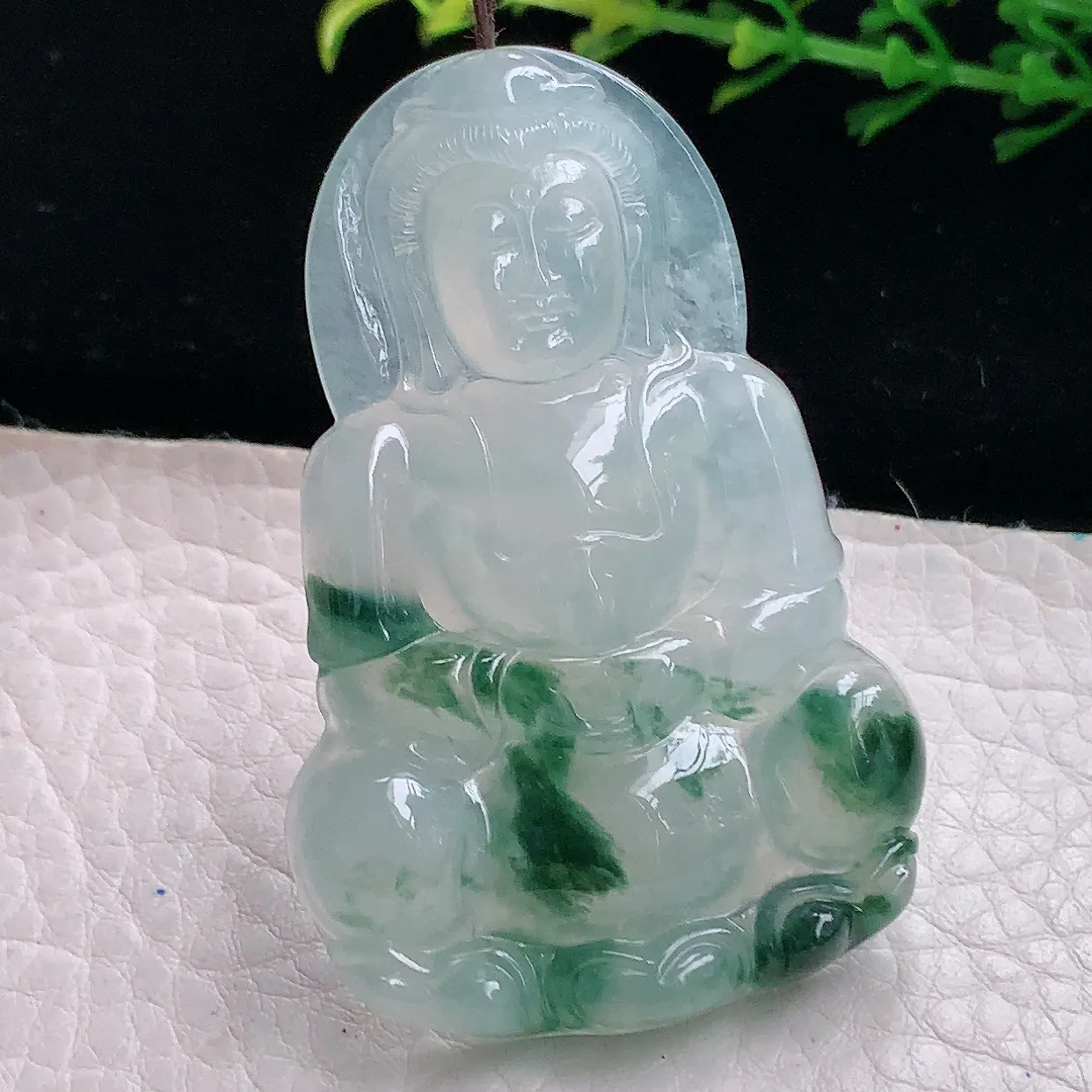 zzx自然光56*37*6天然缅甸翡翠a 货冰飘花正庄观音 玉观音玉吊坠 玉挂件