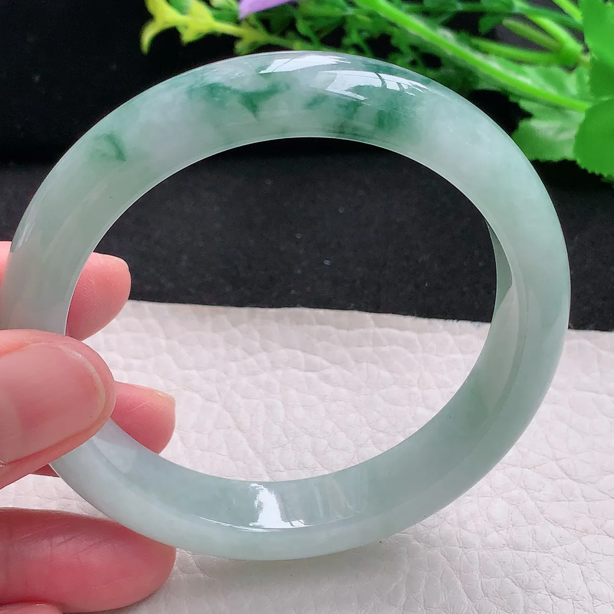 hy自然光58*12*8.5平安镯天然缅甸翡翠冰飘花正圈宽边玉镯子