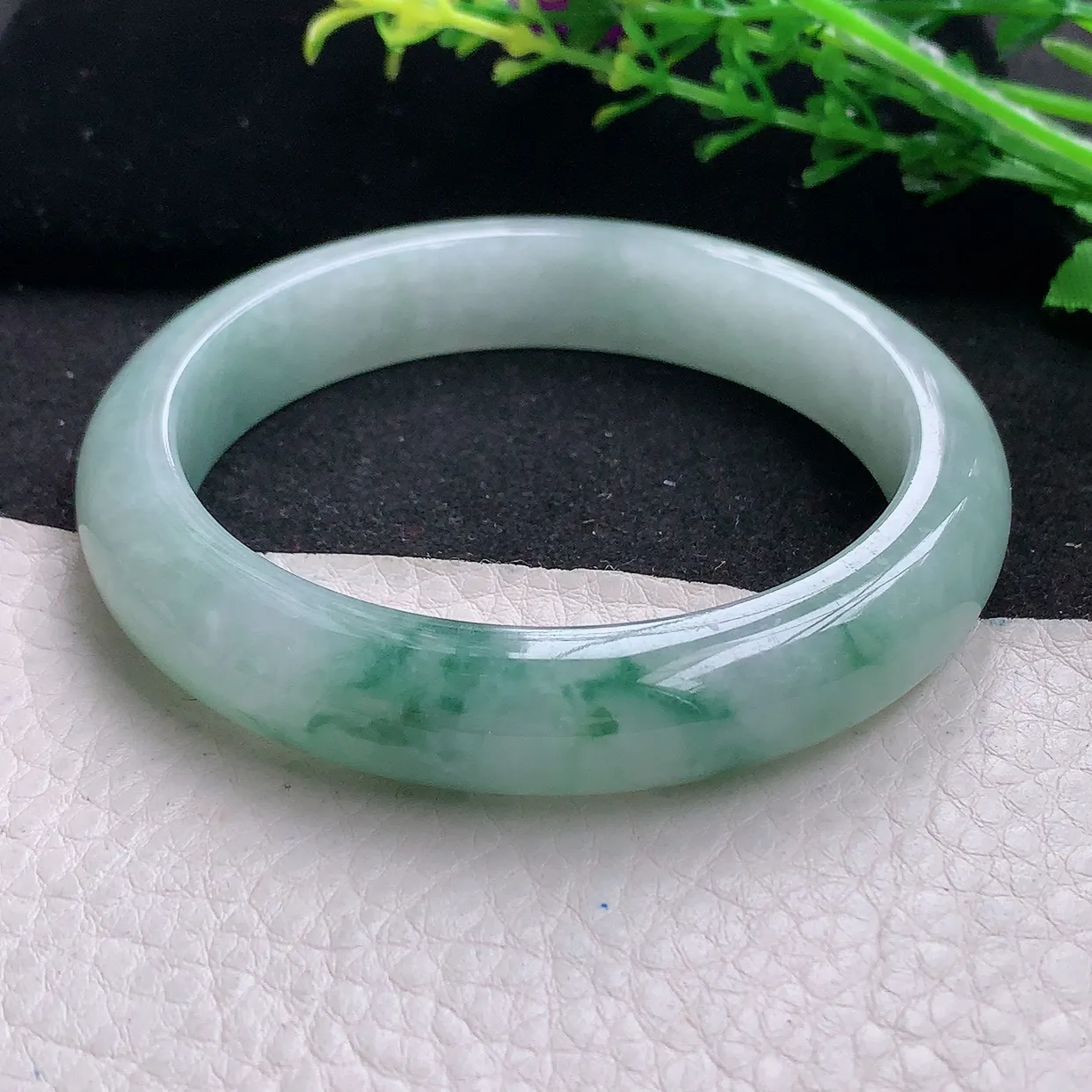 hy自然光58*12*8.5平安镯天然缅甸翡翠冰飘花正圈宽边玉镯子