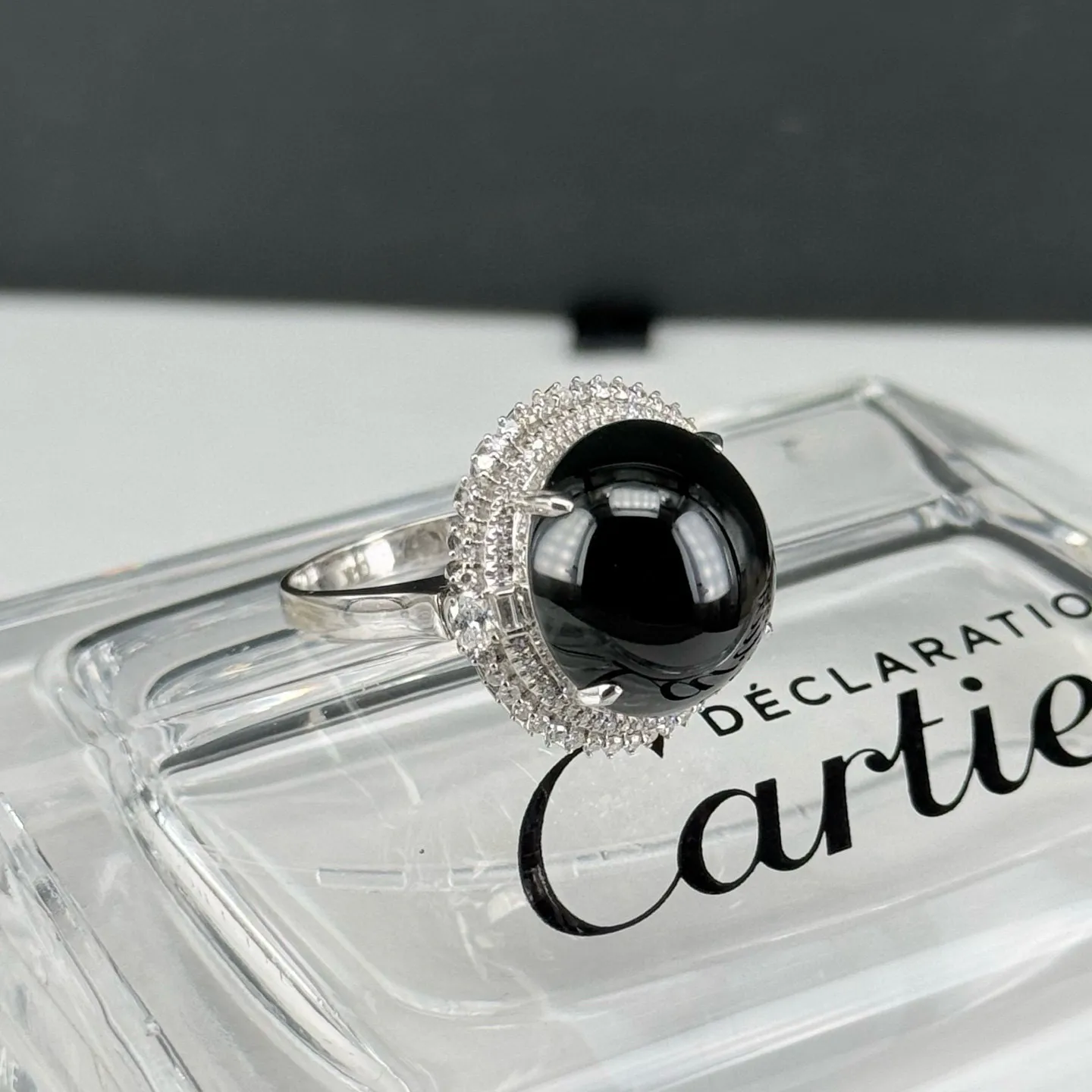 满钻豪镶墨翠大女戒 种好色正 黑度极好 打灯通透 油性十足