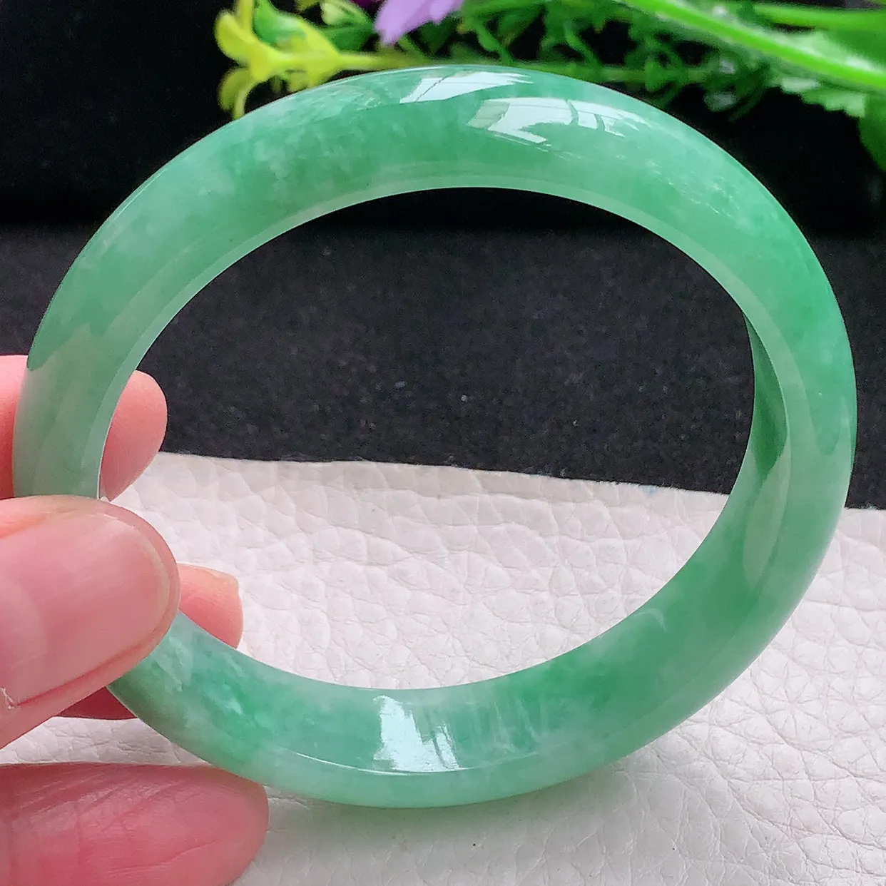 xh自然光57.5*12.8*7平安镯 天然缅甸翡翠冰胶满绿宽边玉镯子