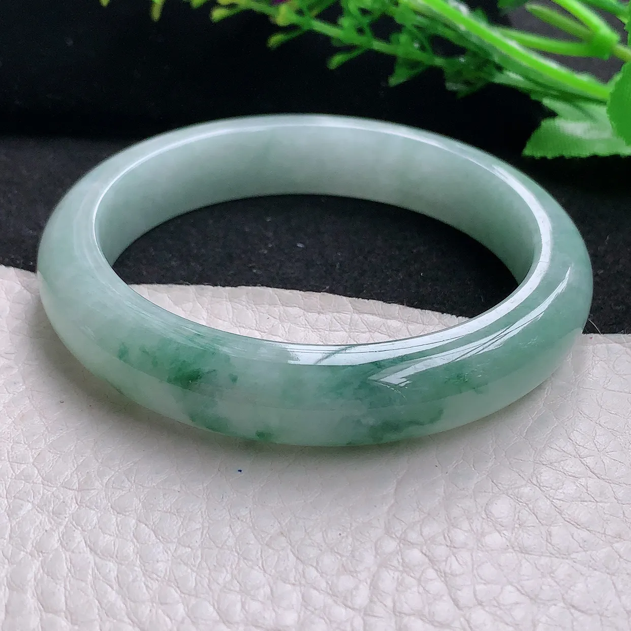 hy自然光58*12*8.5平安镯天然缅甸翡翠冰飘花正圈宽边玉镯子