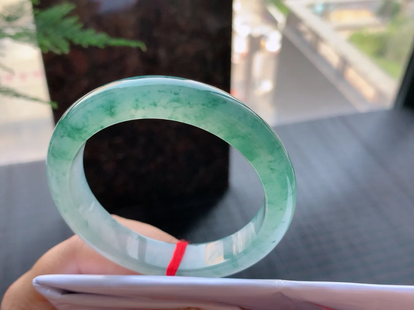 正圈冰玻飘花 无瑕 尺寸:54.9/12.3/8.5 花美 种水好