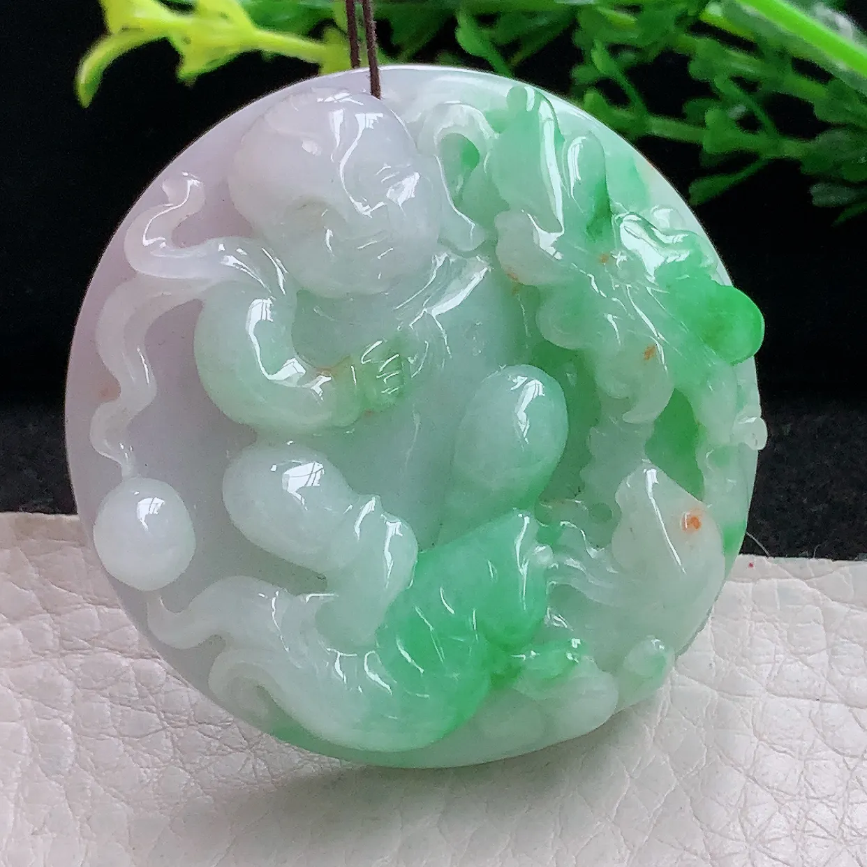 zen自然光47*12.6天然缅甸翡翠飘绿莲年有余 宝宝佛玉吊坠 毛衣坠