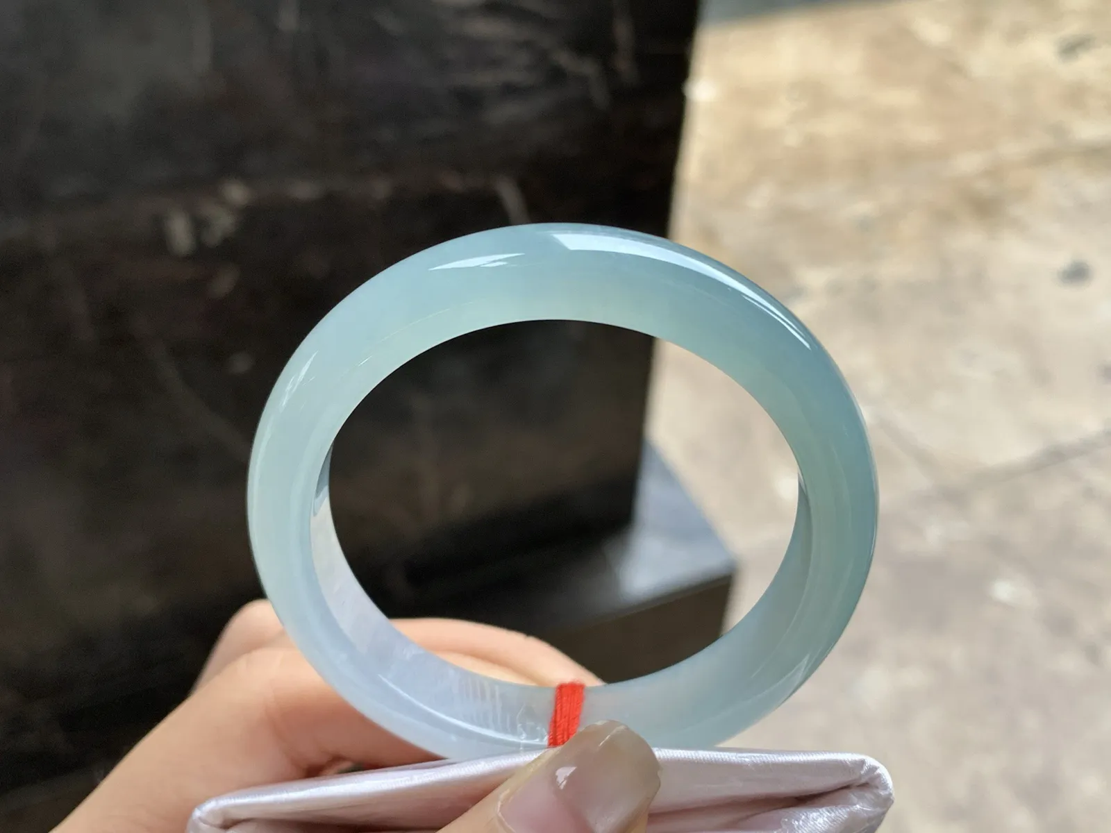 52-11.6-7.7

冰蓝手镯^_^荧光十足 冰透