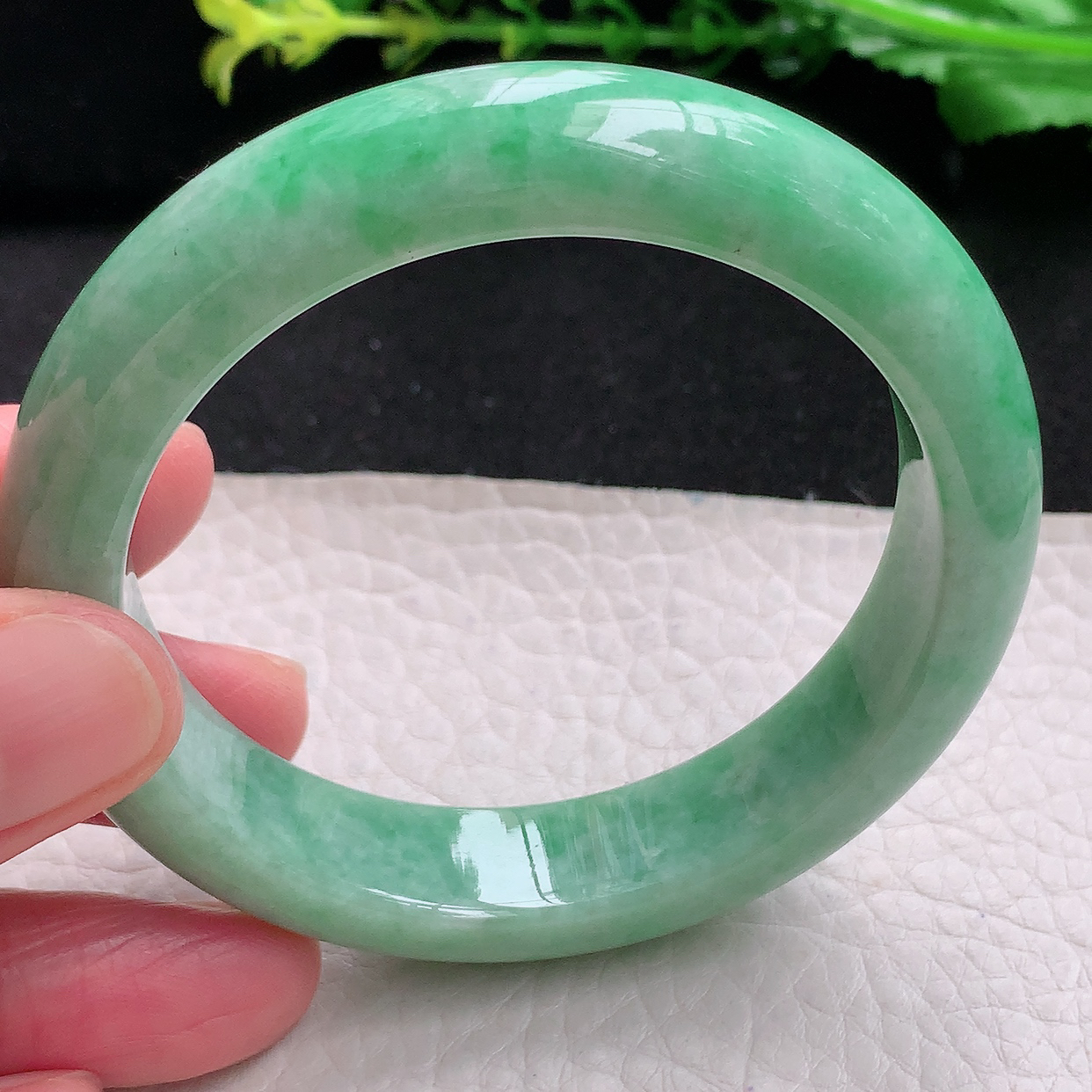 xh自然光55*12.8*8.5平安镯 天然缅甸翡翠满绿宽边玉镯子 玉手环