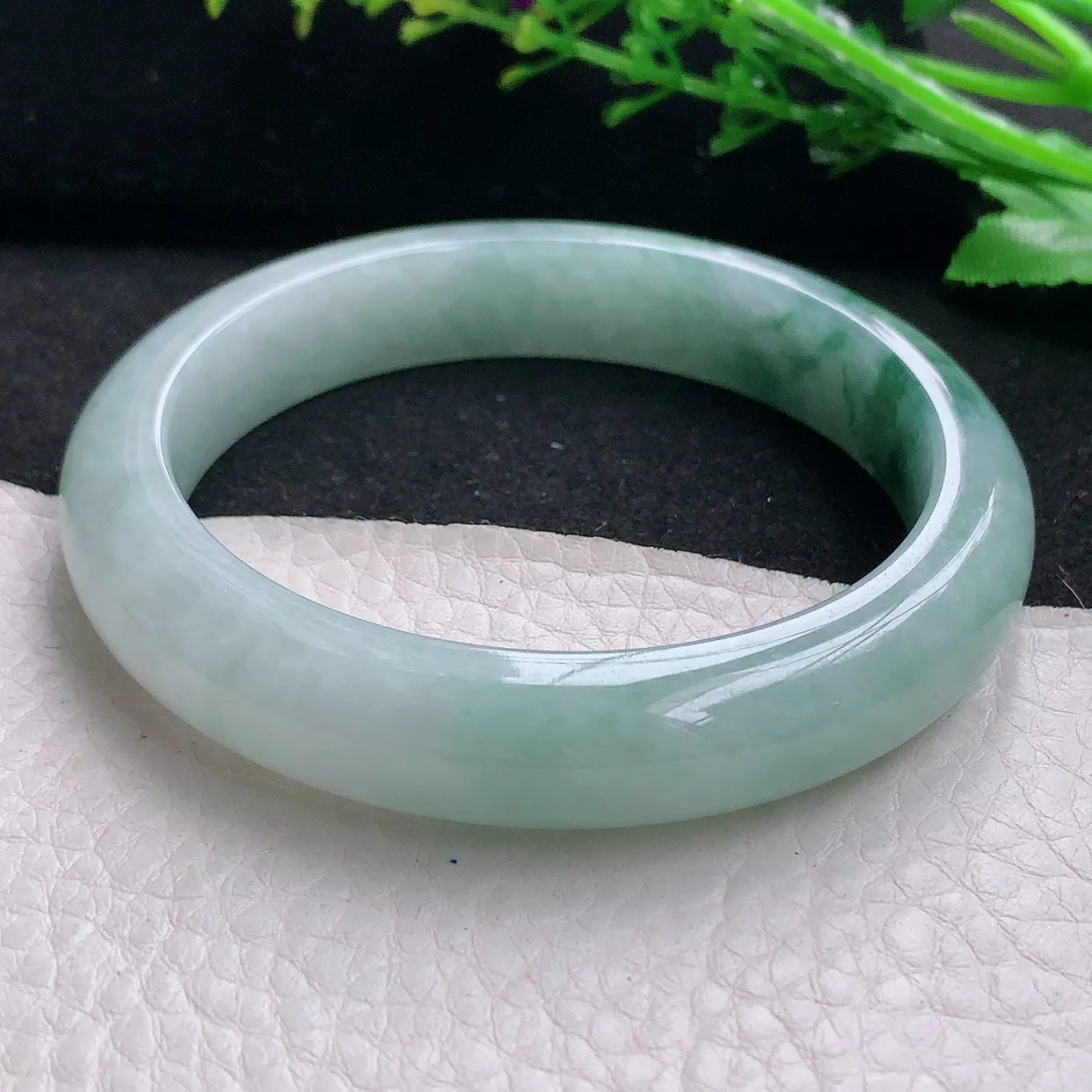 hy自然光58*12*8.5平安镯天然缅甸翡翠冰飘花正圈宽边玉镯子