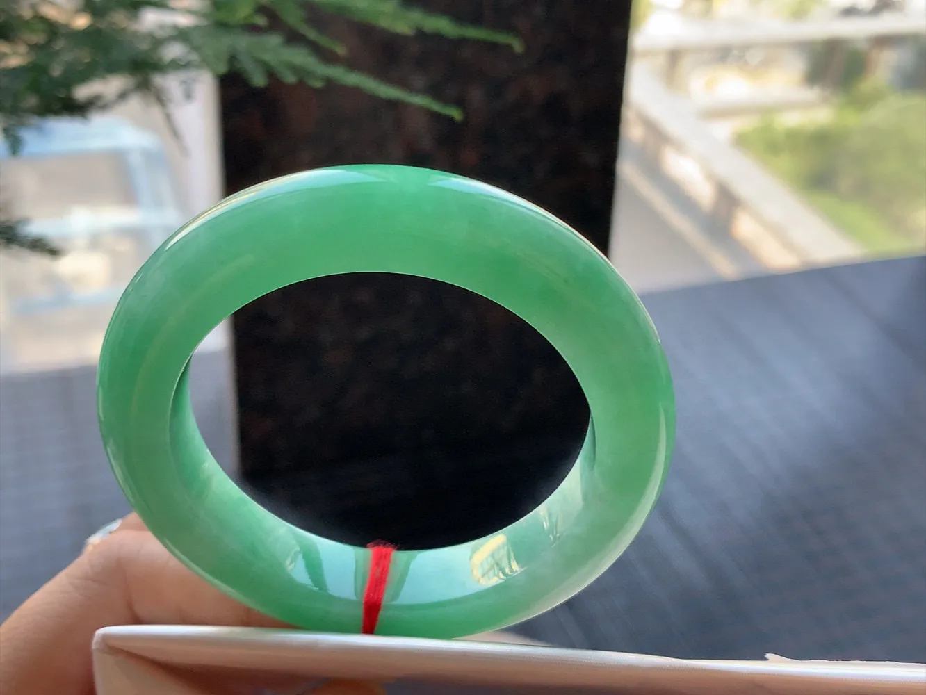 正圈满绿 微纹 尺寸:54.5/12.1/10.3 满色