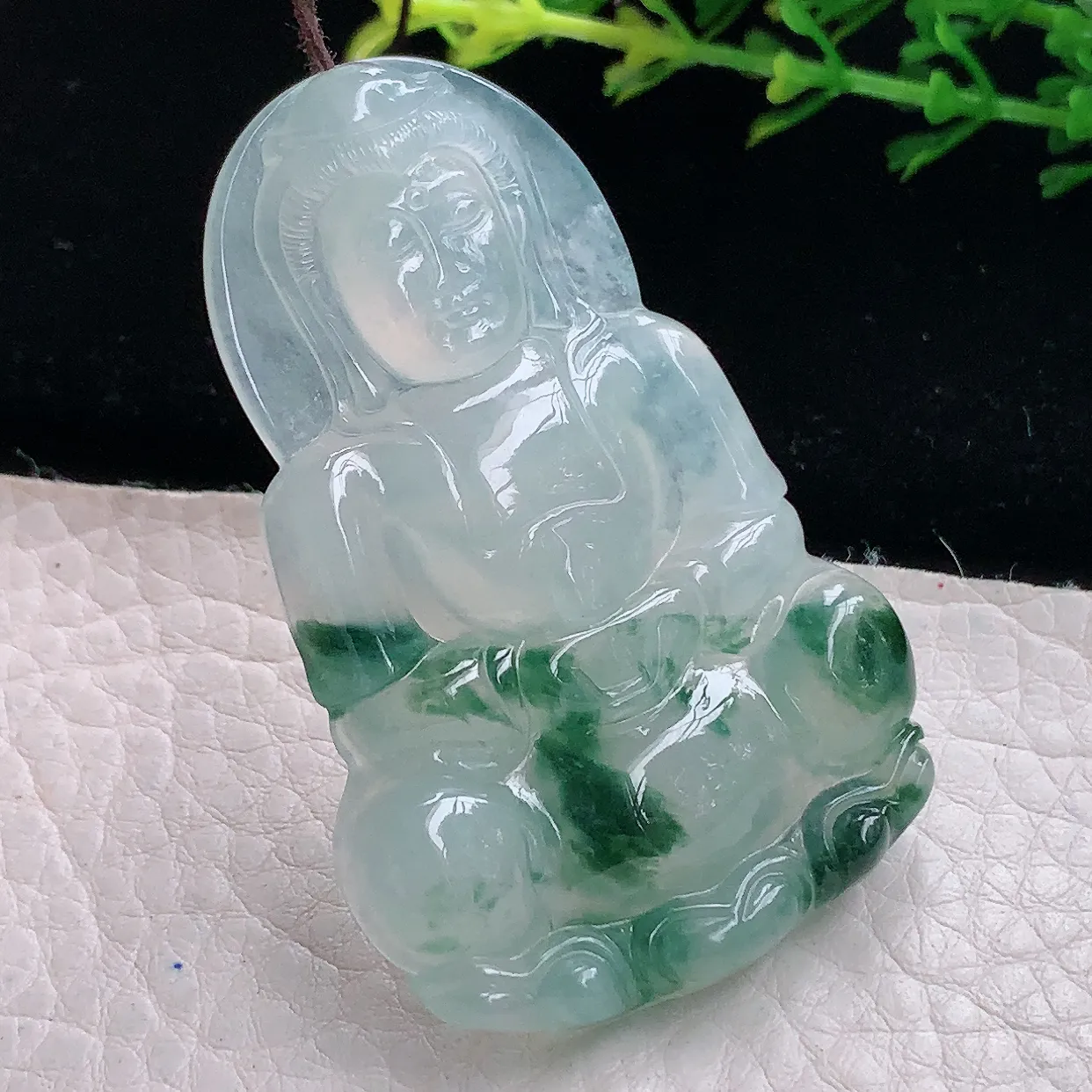 zzx自然光56*37*6天然缅甸翡翠a 货冰飘花正庄观音 玉观音玉吊坠 玉挂件
