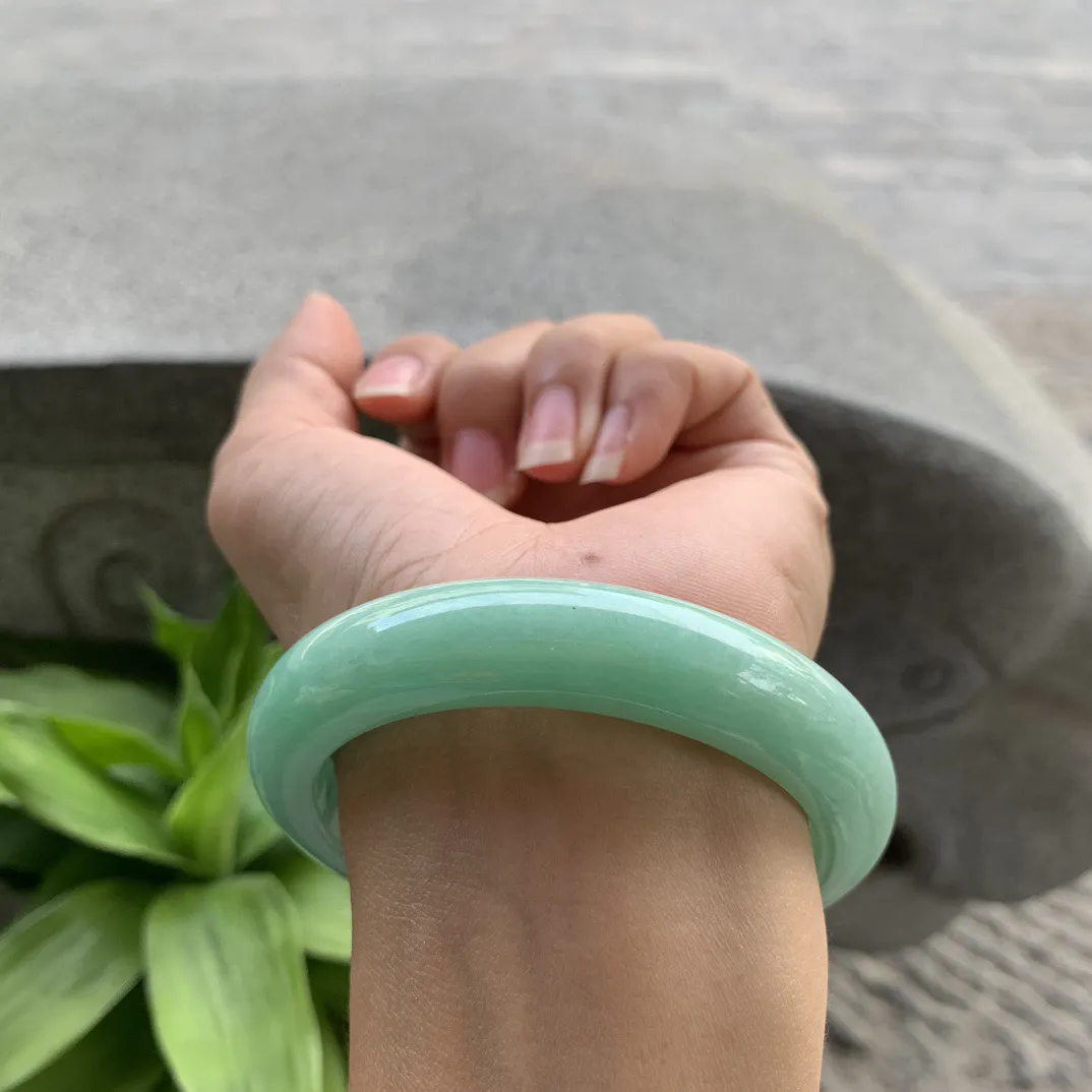 圈口57.8-12.7-9.2 【满绿正圈手镯】正圈57 58可戴