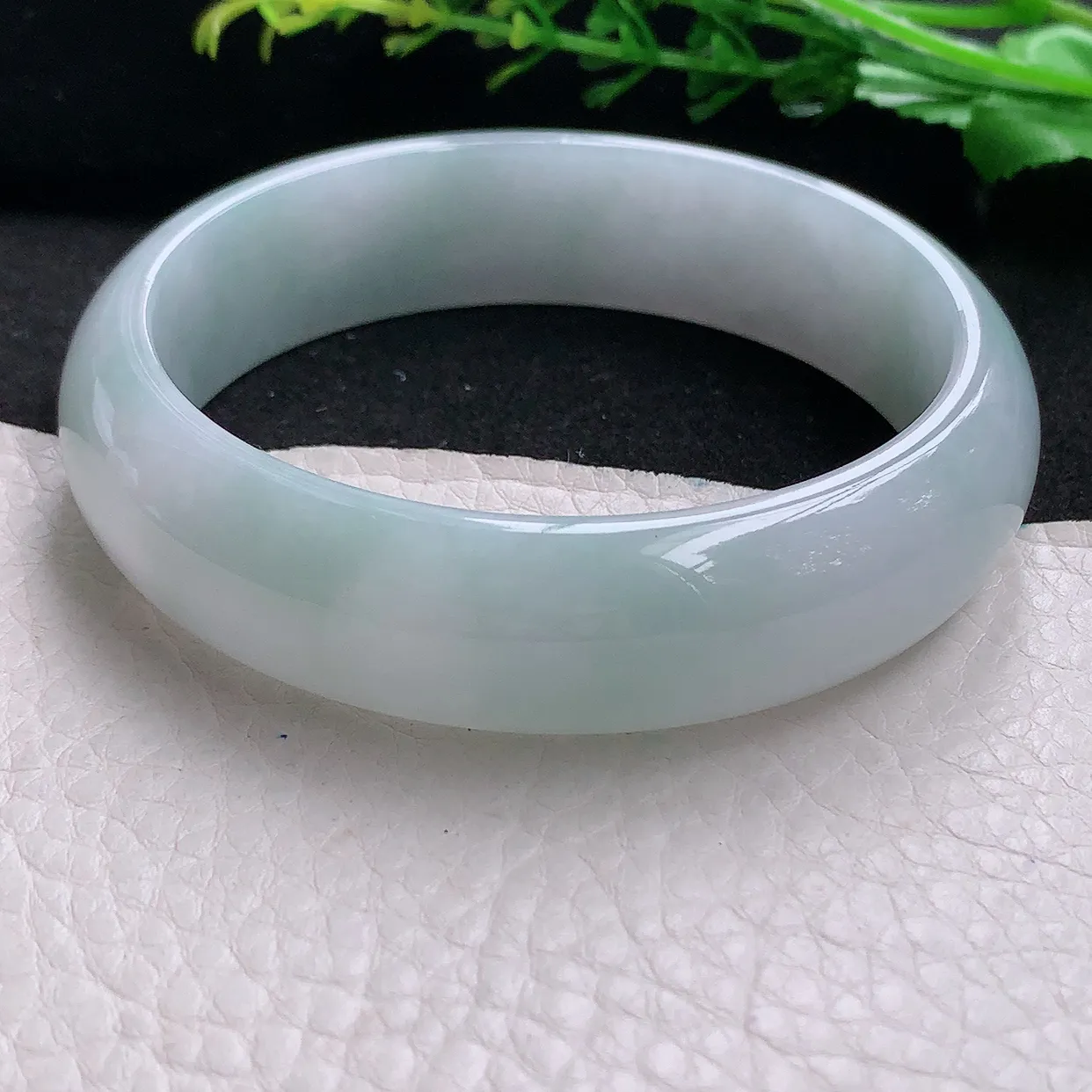 hh大圈口62.6*16.8*7.6轮胎镯 天然缅甸翡翠冰胶清爽大气宽边玉镯子