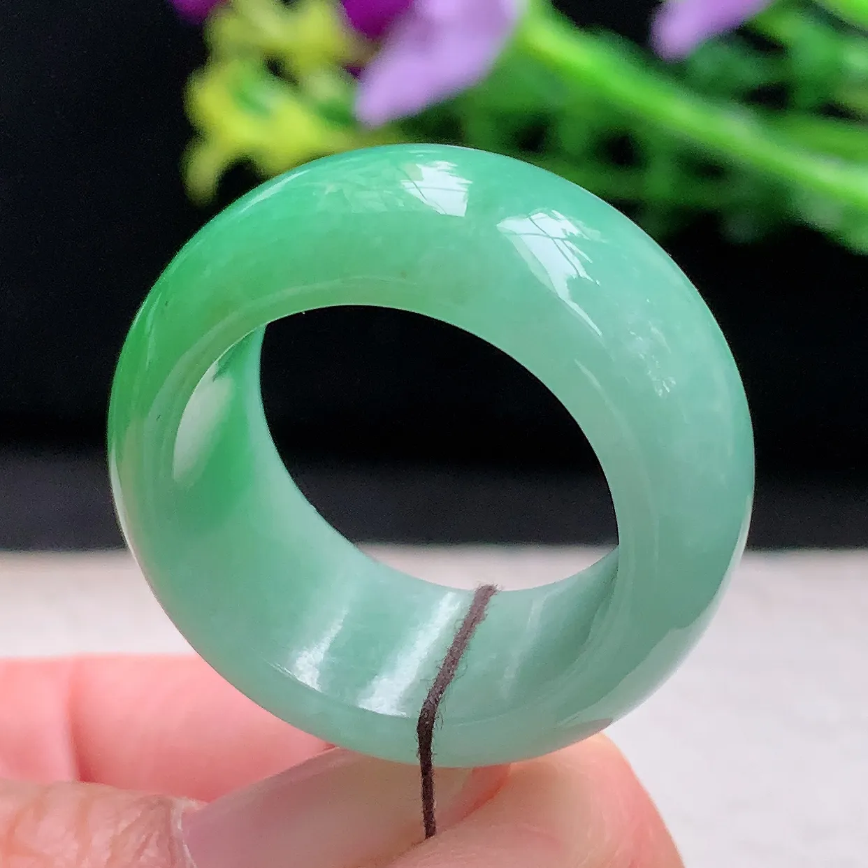 zzx自然光22.8*12*5轮胎指环 天然缅甸翡翠a 货22.8mm内径半山水招财扳指