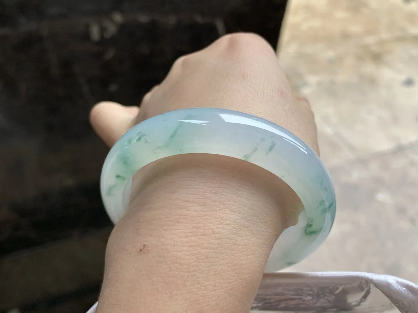 53-13-8.2

蓝花手镯^_^种水足 清新