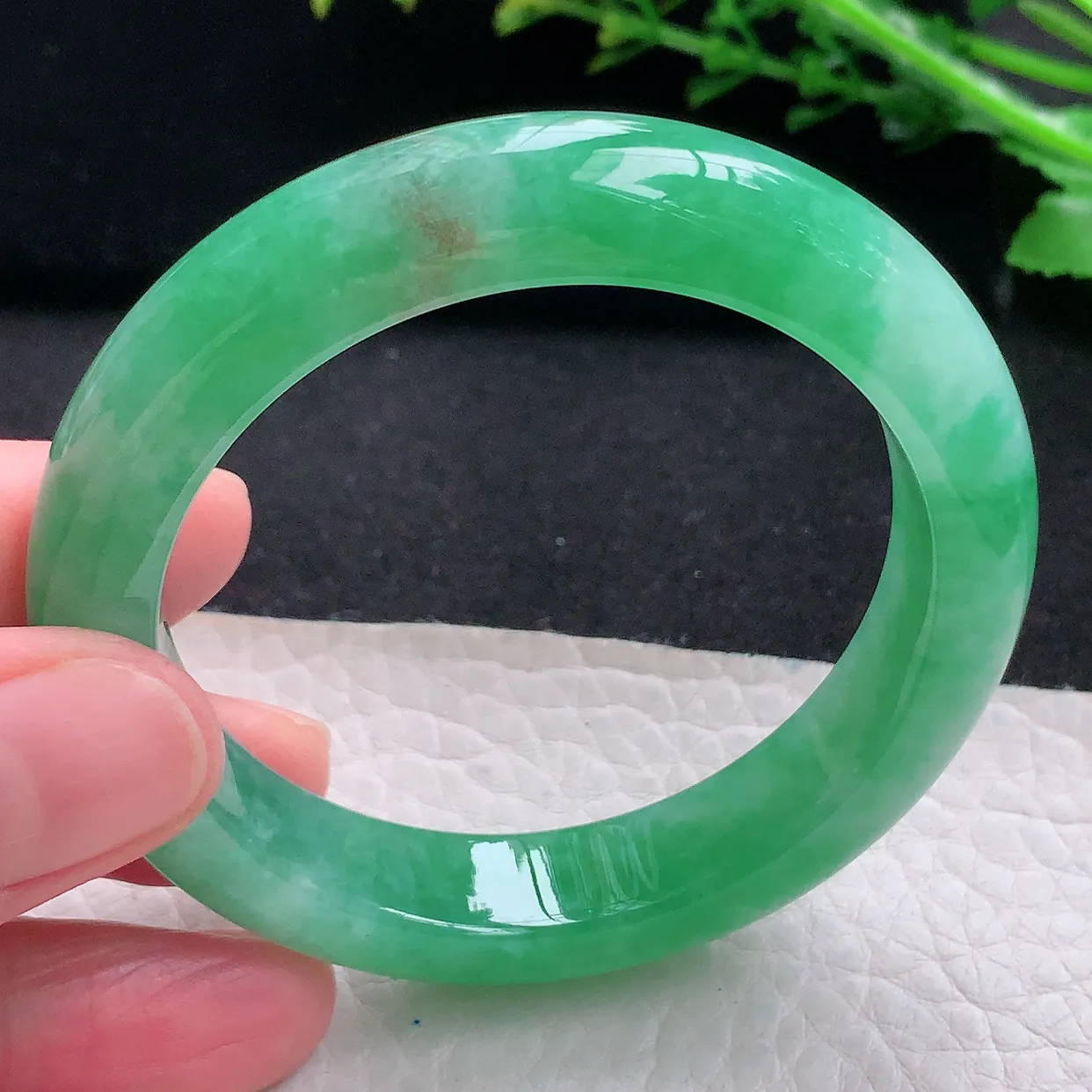 Nc小圈口51*11.5*8.3平安镯 天然缅甸翡翠a 货满绿宽边玉镯子