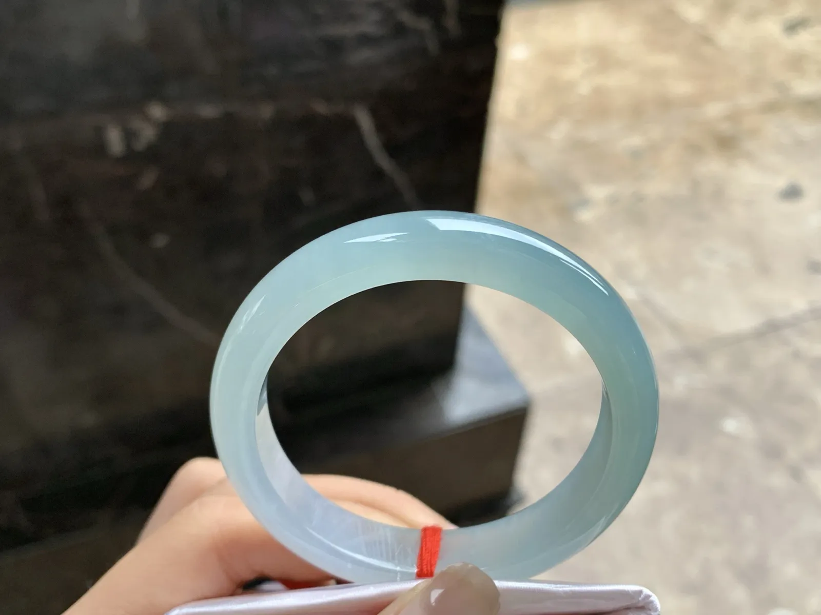 52-11.6-7.7

冰蓝手镯^_^荧光十足 冰透