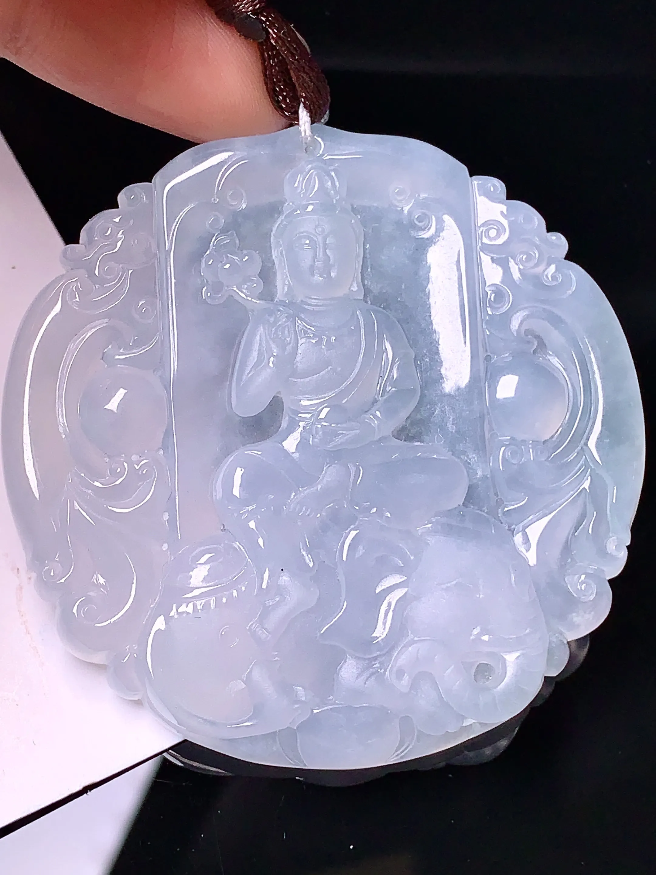 冰种普贤观音菩萨吊坠 玉质细腻 色泽清新艳丽 整体尺寸53*52*6