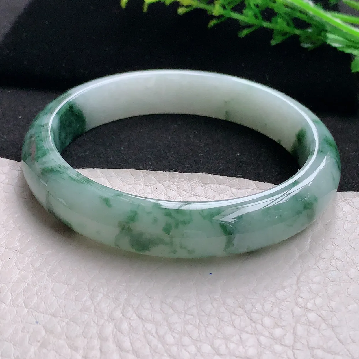 ll大圈口63*12.8*8平安镯 天然缅甸翡翠a 货冰飘花宽边玉镯子 玉手环