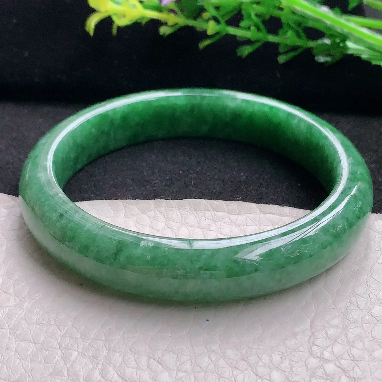 N自然光57*11.8*7.8平安镯 天然缅甸翡翠a 货满绿宽边玉镯子 玉手环