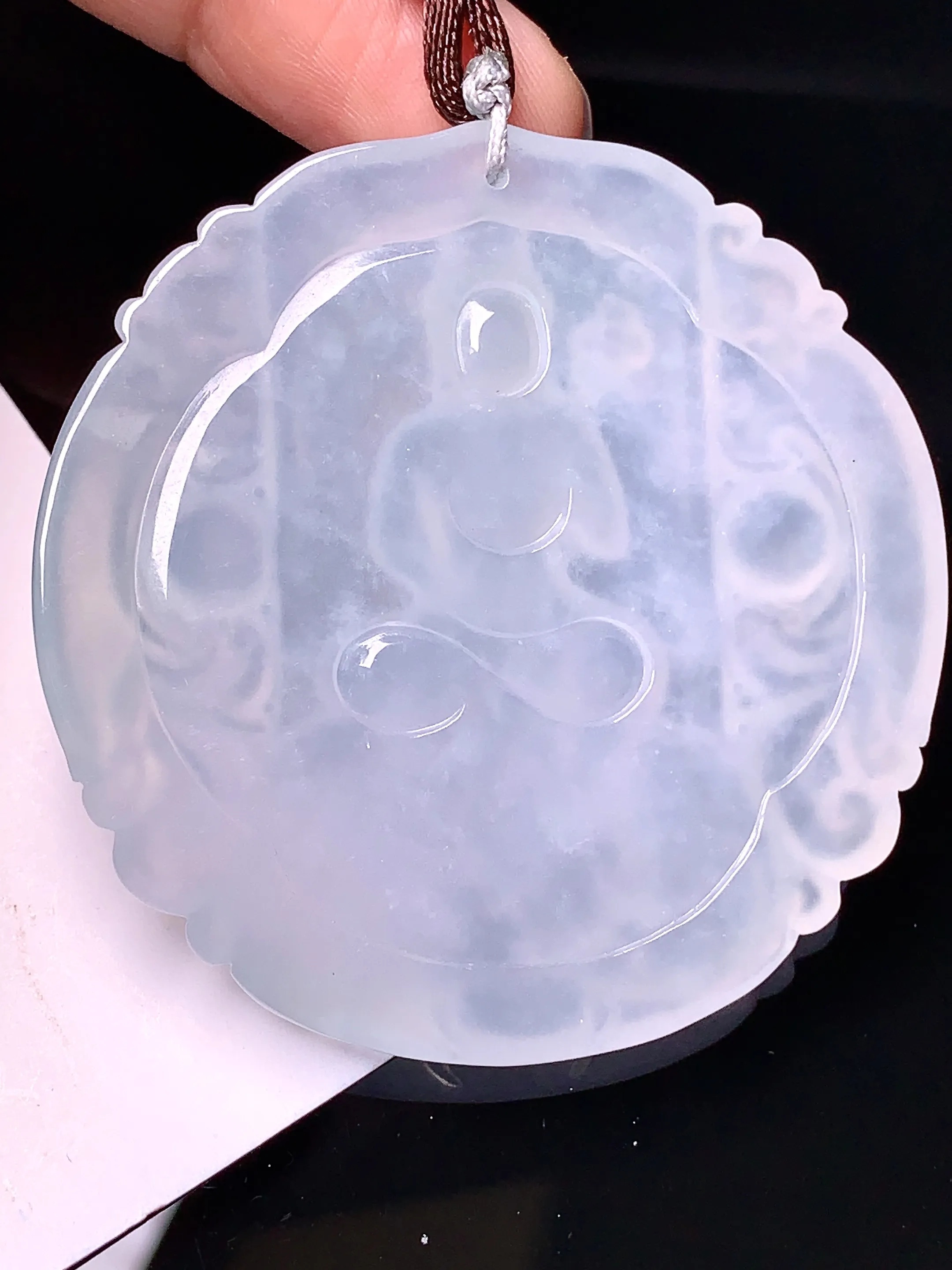 冰种普贤观音菩萨吊坠 玉质细腻 色泽清新艳丽 整体尺寸53*52*6