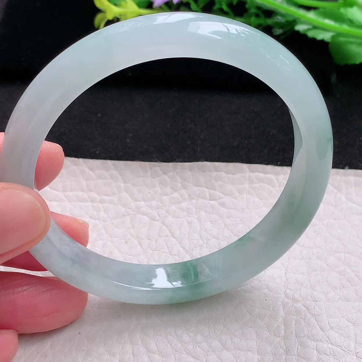 n大圈口60*11*7.5平安镯 天然缅甸翡翠a 货冰飘花宽边玉镯子 玉手环