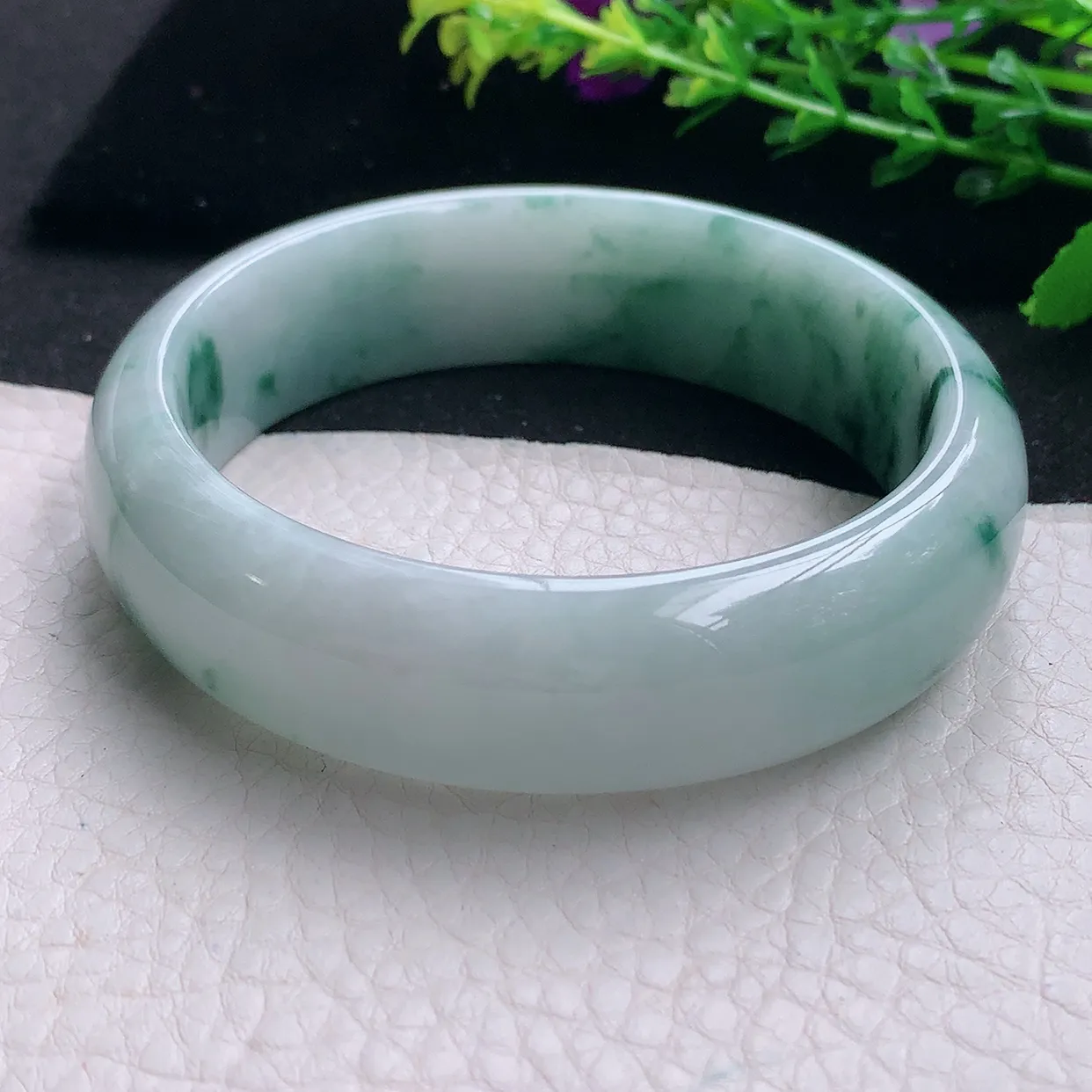 hh大圈口60.5*18*8.2轮胎镯 天然缅甸翡翠a 货飘花大气宽边玉镯子