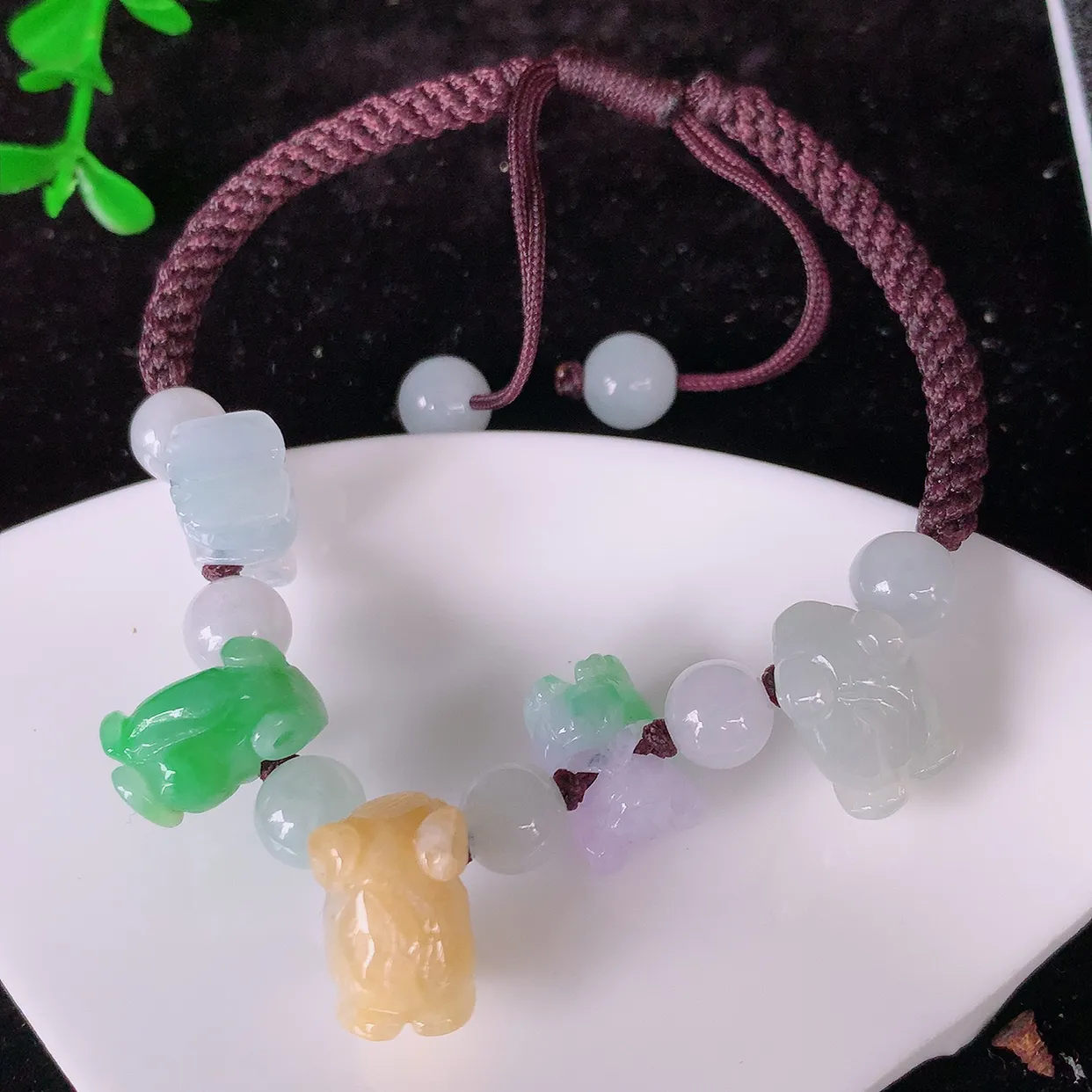 自然光实拍，冰润多宝翡翠猪手链，多彩翡翠手串，颜色丰富，料子细腻，高档大气， 自戴送礼佳品！#81.2取一尺寸12*8*7.2mm