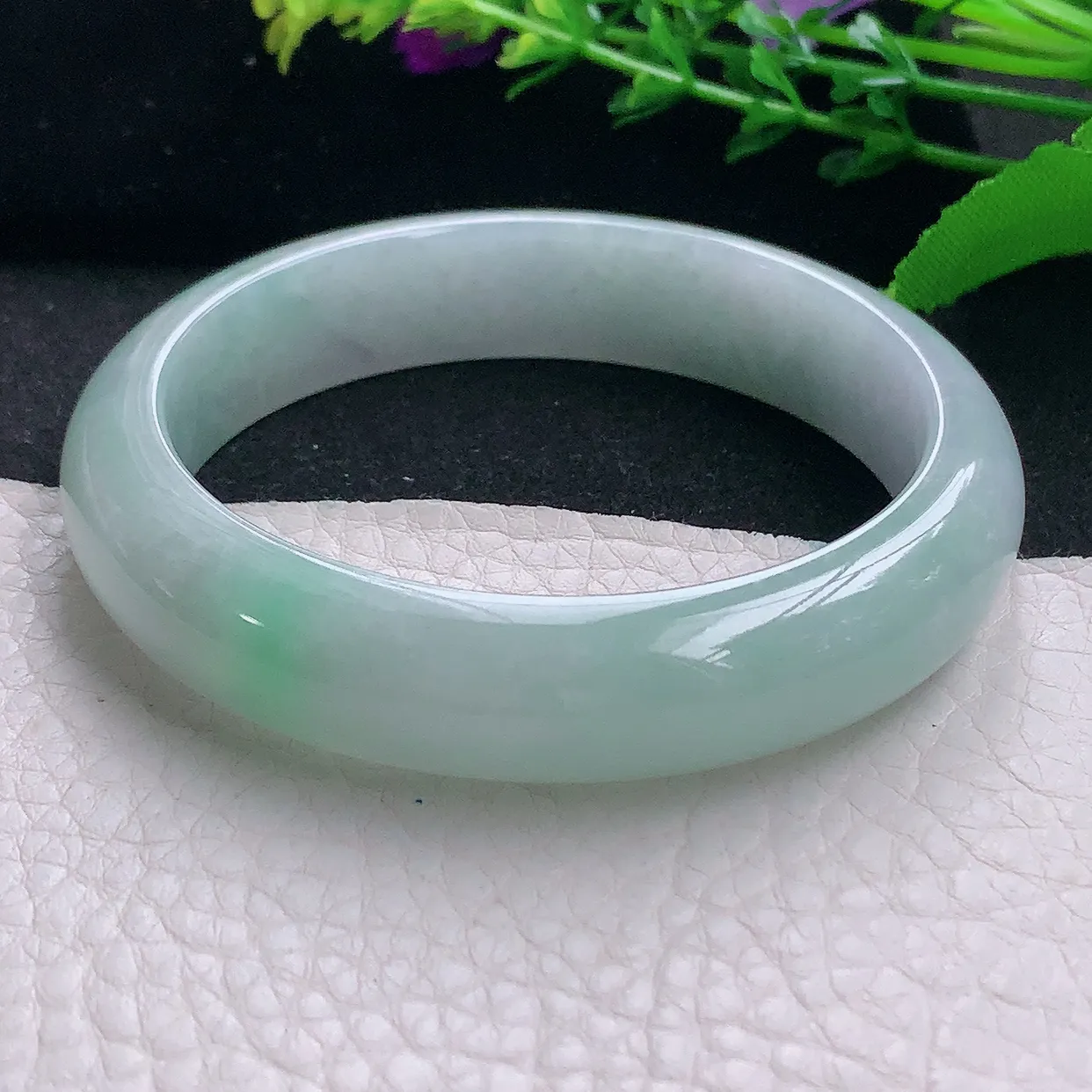 js自然光57*13.3*8.3平安镯 天然缅甸翡翠a 货清秀宽边玉镯子