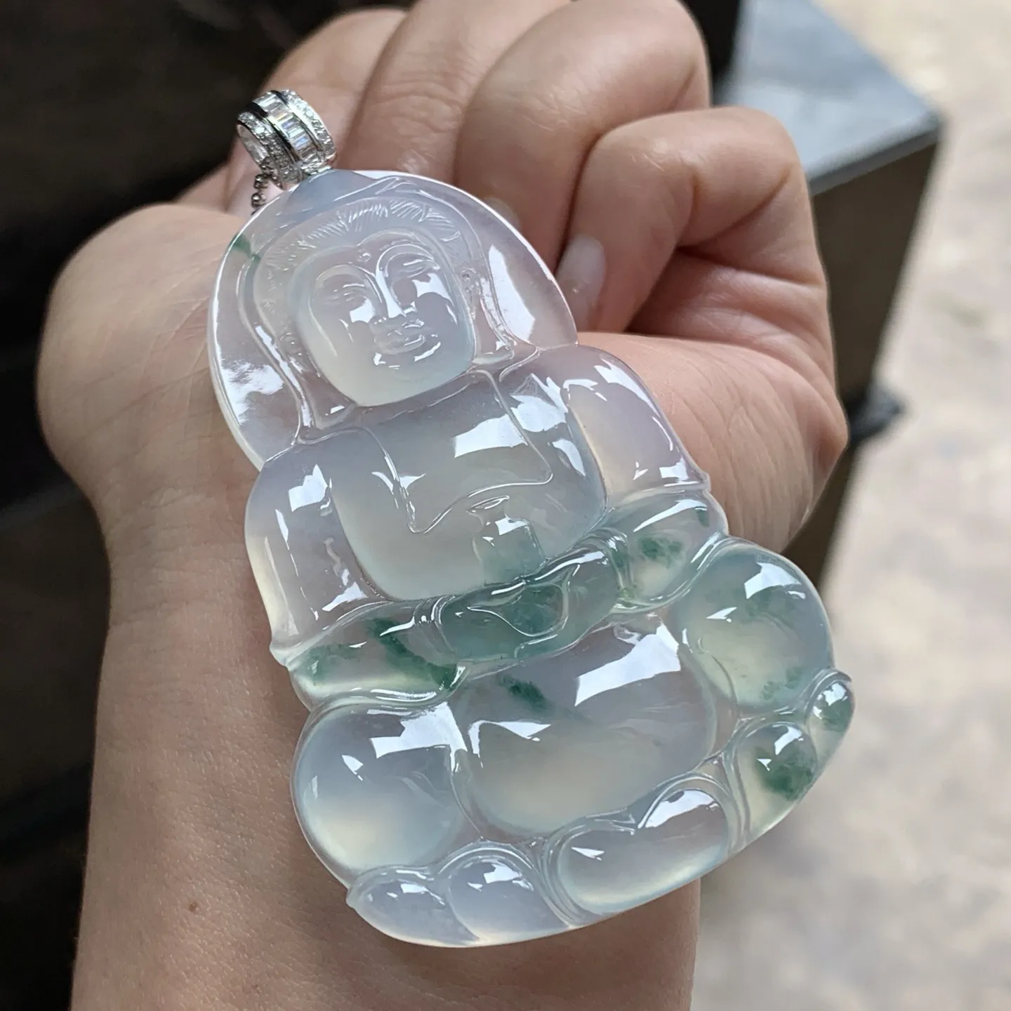 金扣冰蓝花观音^_^冰透荧光十足