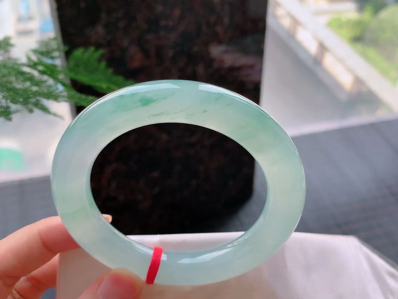 圆条冰玻绿花 无瑕 尺寸:57.8/12.1 胶感十足